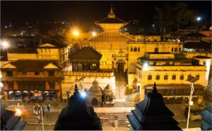 दर्शनार्थीका लागि खुल्यो पशुपतिनाथ मन्दिर, मास्क अनिवार्य