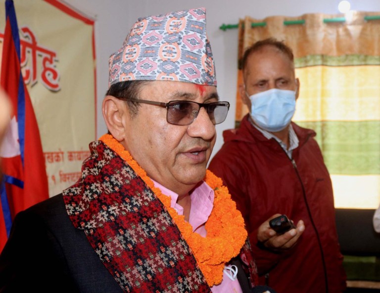 मुख्यमन्त्री आचार्यले विश्वासको मतसम्बन्धी प्रस्ताव पेस गरेपछि प्रदेशसभा बैठक स्थगित