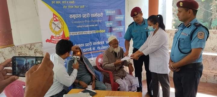 जनताको सेवामा प्रहरी : प्रसौनीमा निःशुल्क आखाँ तथा दात जाँच शिवीर सञ्चालन