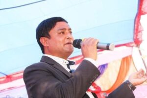 लोकगायक खत्री सक्रिय राजनीतिमा