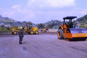 फास्ट ट्रयाक निरीक्षण गर्न पुगे प्रधानसेनापति शर्मा फास्ट ट्रयाक निरीक्षण गर्न पुगे प्रधानसेनापति शर्मा