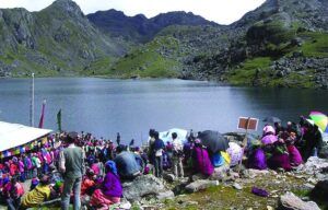 हेलिकप्टरमा गोसाइँकुण्ड जाने बढे