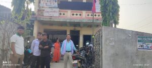 सिरहाका जनप्रतिनिधिहरूले राजीनामापछि फिर्ता गरे सवारी सुविधा सिरहाका जनप्रतिनिधिहरूले राजीनामापछि फिर्ता गरे सवारी सुविधा