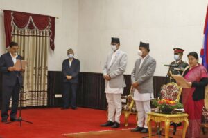 अर्थमन्त्री शर्माद्वारा सपथ ग्रहण