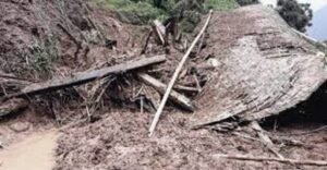 पहिरोले घर पुरिँदा मुगुमा ५ जनाको मृत्यु