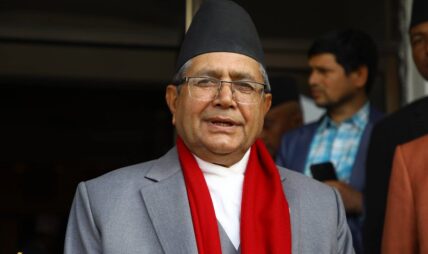 को हुन् प्रतिनिधि सभाका सभामुख देवराज घिमिरे ?