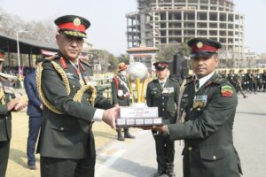 प्रधानसेनापतिद्वारा पुरस्कार र प्रशंसा निशान प्रदान