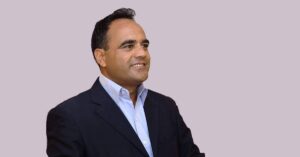 सरकार जनताप्रति उत्तरदायी बनेमात्रै मुलुकले विकासमा काँचुली फेर्न सक्छ–नैनसिंह महर सरकार जनताप्रति उत्तरदायी बनेमात्रै मुलुकले विकासमा काँचुली फेर्न सक्छ–नैनसिंह महर