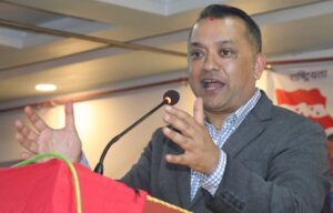 लामो समय नेतृत्व नबदलिँदा पुराना पार्टी संकटमा परे : गगन थापा