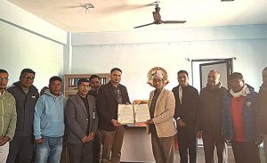 निजगढ नगरपालिका र निजगढ तिलगंगा सामुदायिक आँखा अस्पतालबीच मोतिविन्दुका कारण हुने अन्धोपन पहिचान तथा उपचार कार्यक्रम सम्झौता