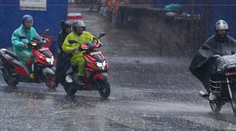 श्चिमी, स्थानीय र न्यून चापीय प्रणालीको असर : आज यी प्रदेशमा हुनेछ भारी वर्षा