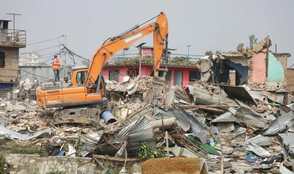 डोजर अभियानमा सरकारको कदम पछाडि फर्किँदै