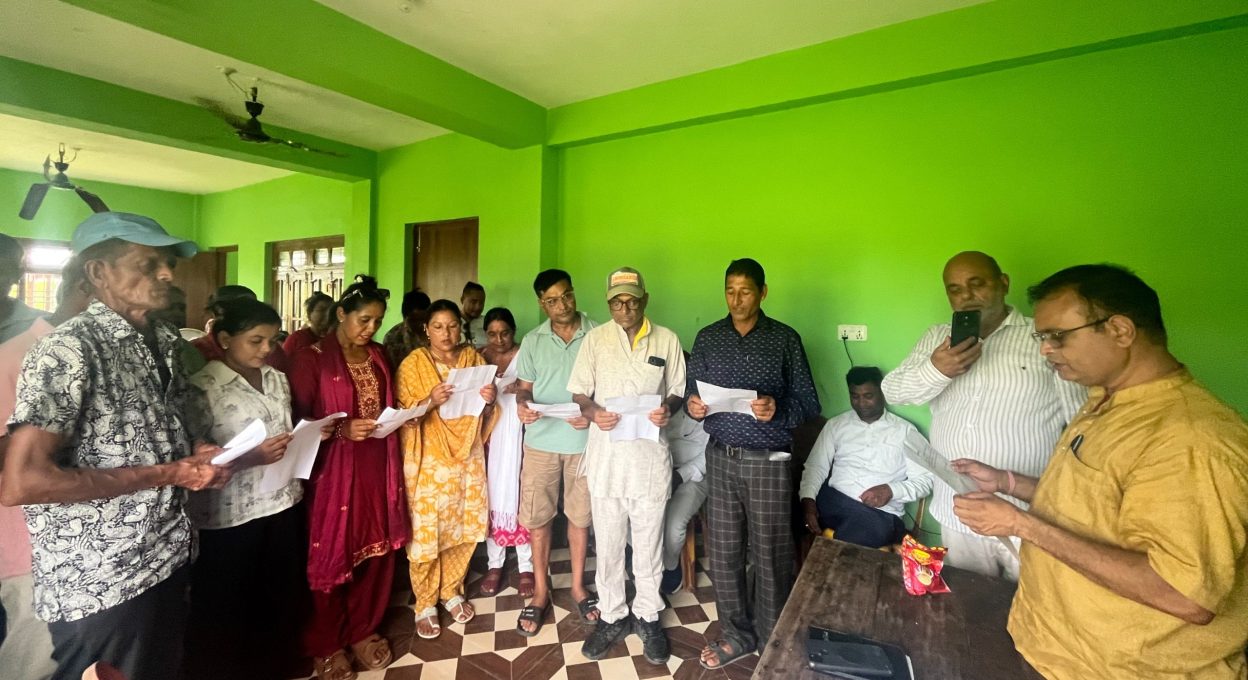 जनजागृती सुन्दर सामुदायिक वन उपभोक्ता समूह निजगढ ५ को नयाँ कार्यसमितिको पदभार ग्रहण
