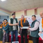 मुख्यमन्त्री बानियाँद्वारा तेक्वान्दो संघलाई खेल सामग्री हस्तान्तरण: प्रविधियुक्त खेलकुदमा प्रदेशको जोड