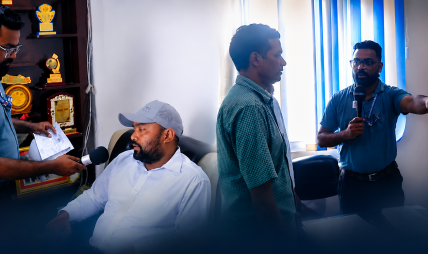 सेवाग्राहीसँग ७ हजार ४ सय घुँस लिएको मिडियामा सार्वजनिक भएसँगै जीतपुरसिमराका कर्मचारी भए बर्खास्त सेवाग्राहीसँग ७ हजार ४ सय घुँस लिएको मिडियामा सार्वजनिक भएसँगै जीतपुरसिमराका कर्मचारी भए बर्खास्त
